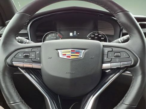 Used 2024 Cadillac XT6 Premium Luxury w/ LPO, Floor Liner Package image 27