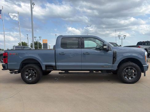 Used 2023 Ford F250 Lariat w/ Sport Appearance Package AWD/4WD image 6