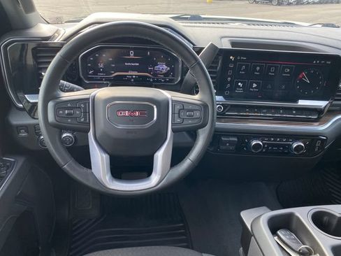 Used 2025 GMC Sierra 1500 Elevation AWD/4WD image 7