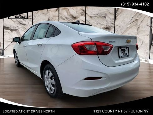 Used 2016 Chevrolet Cruze LS FWD image 6