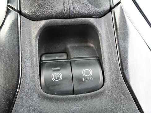 Used 2021 Toyota Corolla LE FWD image 23