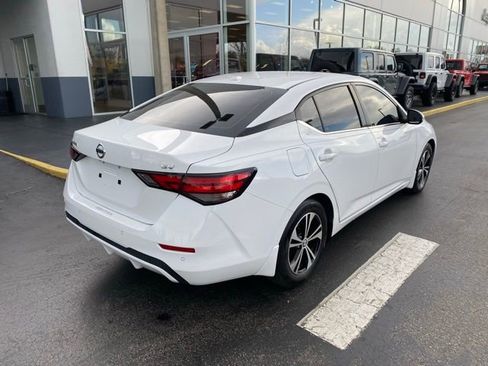 Used 2022 Nissan Sentra SV image 9