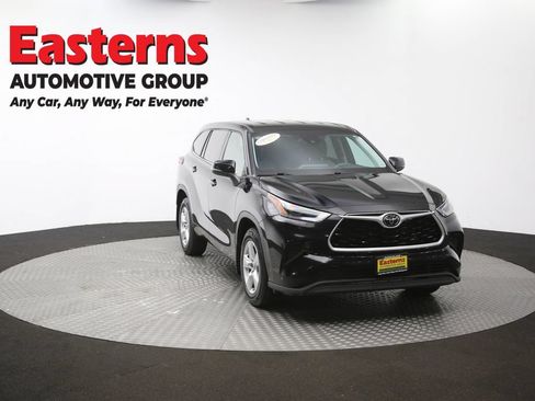 Used 2021 Toyota Highlander L AWD/4WD image 54