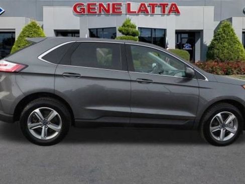 Certified 2022 Ford Edge SEL w/ Convenience Package image 9