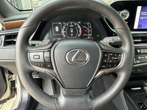 Used 2025 Lexus ES 350 350 w/ Premium Package image 21