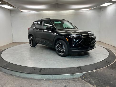 New 2026 Chevrolet TrailBlazer RS w/ Convenience Package image 8