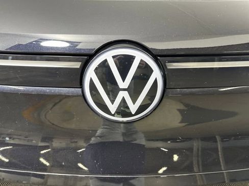 Used 2024 Volkswagen ID.4 Pro S image 9