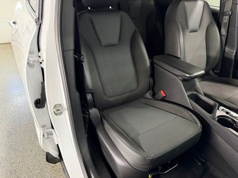 Used 2020 Buick Encore GX Preferred w/ Cold Weather Comfort Package AWD/4WD image 20