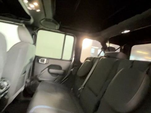 Used 2023 Jeep Wrangler Unlimited Rubicon 4xe w/ Cold Weather Group AWD/4WD image 26