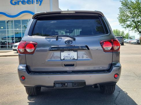 Used 2021 Toyota Sequoia TRD Sport w/ TRD Sport Premium Package AWD/4WD image 4