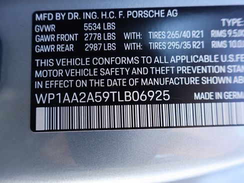 Certified 2026 Porsche Macan Turbo AWD/4WD image 39
