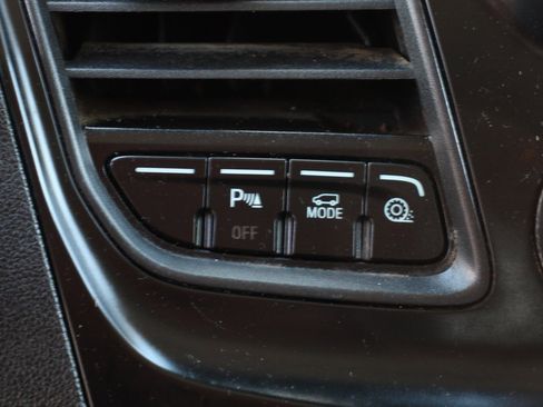 Used 2020 Ford Transit 150 XL image 24