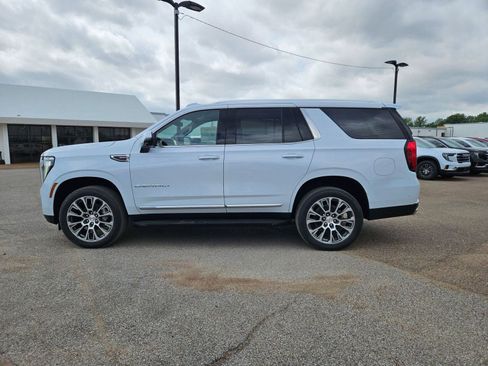 New 2026 GMC Yukon Denali image 2