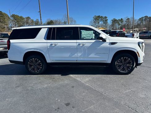 New 2026 GMC Yukon XL Elevation w/ Elevation Premium Package image 5
