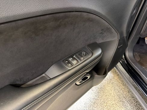 Used 2016 Dodge Challenger SRT Hellcat RWD image 22