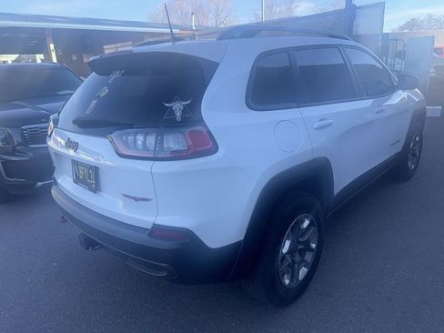 Used 2019 Jeep Cherokee Trailhawk w/ Comfort/Convenience Group image 2