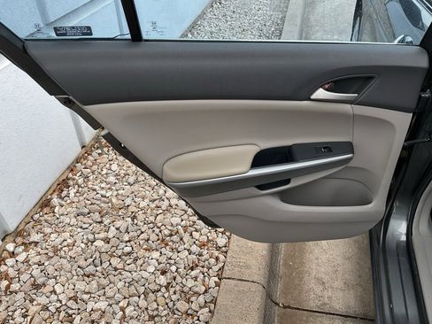 Used 2008 Honda Accord EX image 16