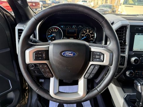 Used 2017 Ford F150 Lariat w/ Equipment Group 502A Luxury AWD/4WD image 13