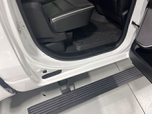 New 2026 RAM 1500 Laramie w/ Night Edition image 31