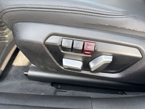 Used 2017 BMW 320i xDrive 320i xDrive image 10