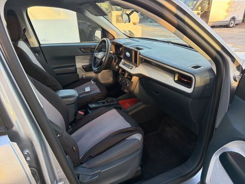 Used 2022 Ford Maverick XLT w/ Equipment Group 300A Standard image 10