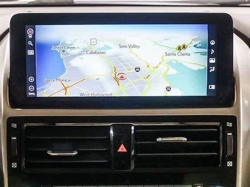 Used 2023 Lexus GX 460 Premium w/ Accessory Package image 15