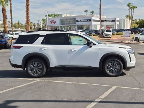 New 2026 Nissan Pathfinder SV FWD image 5