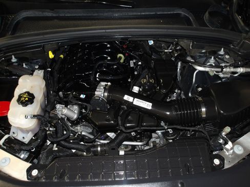 Used 2024 Jeep Grand Cherokee Limited AWD/4WD image 19