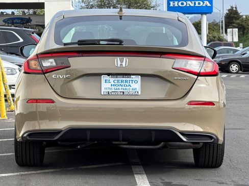 Used 2025 Honda Civic Sport image 4