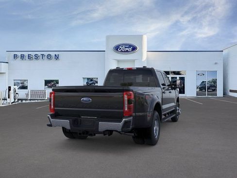 New 2026 Ford F350 XLT w/ XLT Premium Package AWD/4WD image 8