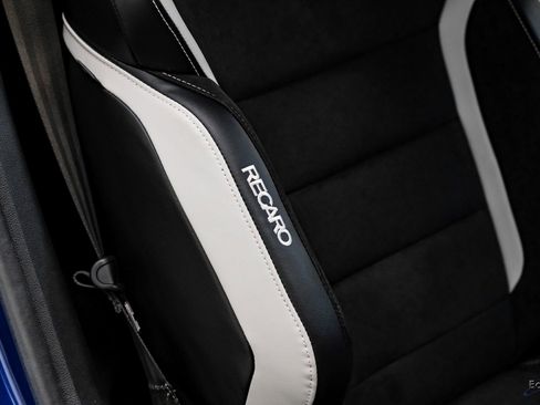 Used 2022 Ford Mustang Shelby GT500 w/ Carbon Fiber Track Pack image 45