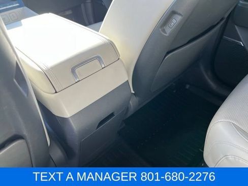 Used 2025 Hyundai Santa Fe Calligraphy AWD/4WD image 34