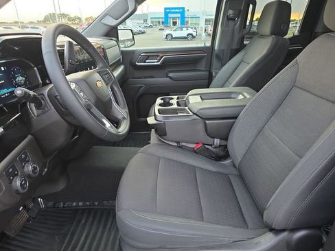 Certified 2023 Chevrolet Silverado 1500 LT AWD/4WD image 12