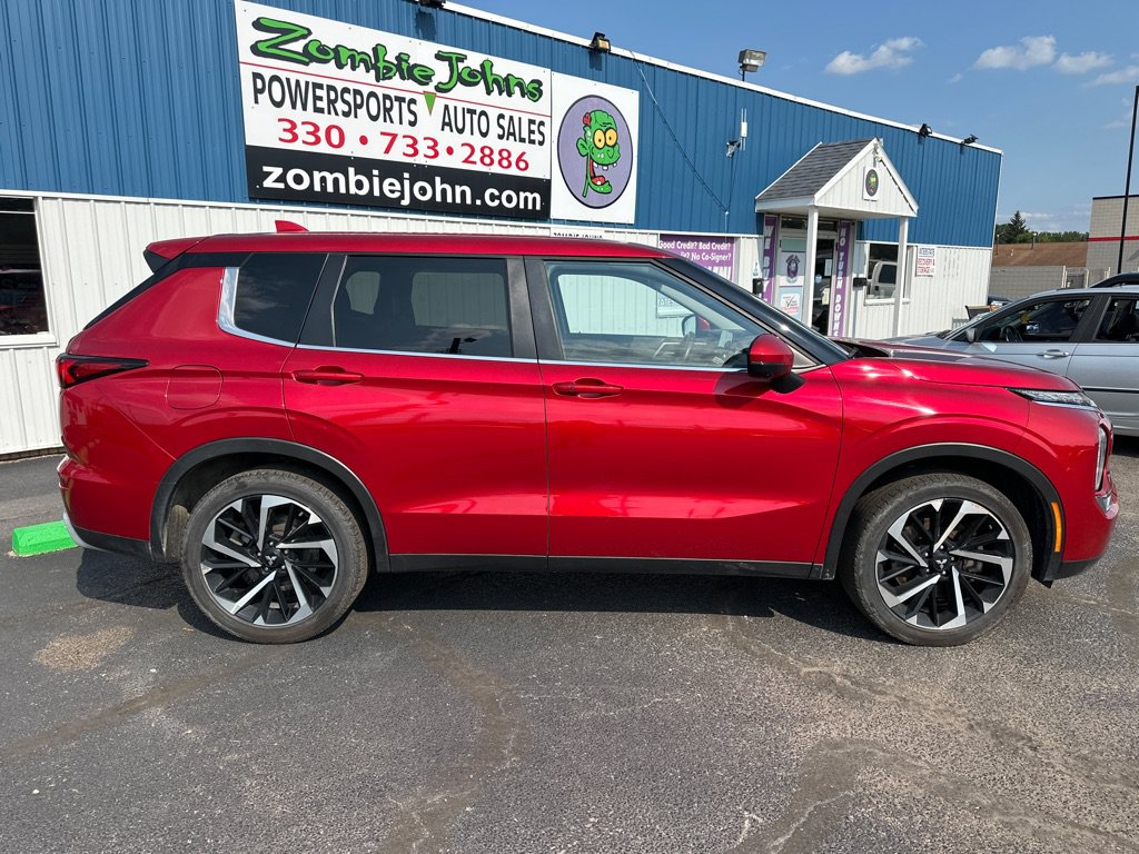 Used 2024 Mitsubishi Outlander SE AWD/4WD image 8