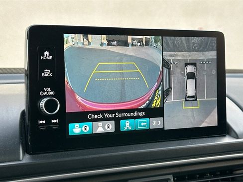 Certified 2024 Honda Pilot Elite image 21