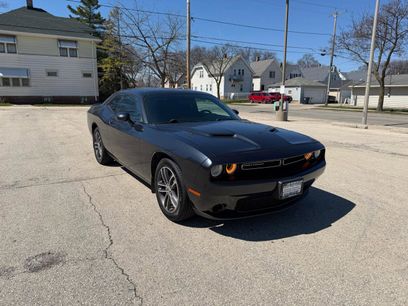 Used 2019 Dodge Challenger SXT