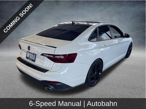 Used 2023 Volkswagen Jetta GLI Autobahn FWD image 4