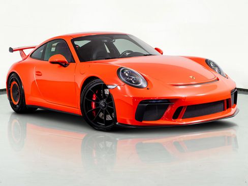 Used 2018 Porsche 911 GT3 image 4