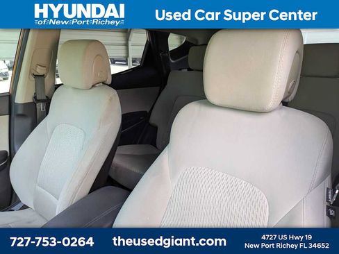 Used 2015 Hyundai Santa Fe Sport FWD image 7