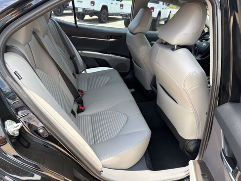 Used 2024 Toyota Camry SE w/ Convenience Package FWD image 29