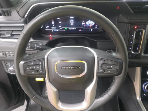 Used 2024 GMC Yukon Denali w/ Max Trailering Package AWD/4WD image 10