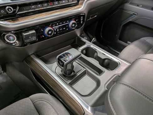 Used 2023 Chevrolet Silverado 1500 RST w/ Protection Package image 14