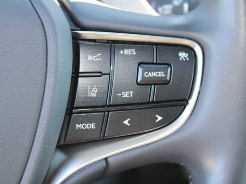 Certified 2023 Lexus ES 350 w/ Premium Package image 17