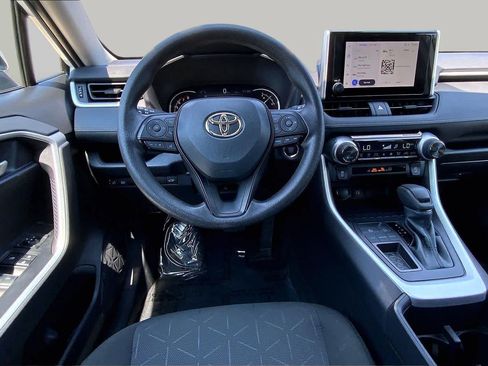 Used 2024 Toyota RAV4 XLE w/ Convenience Package FWD image 6
