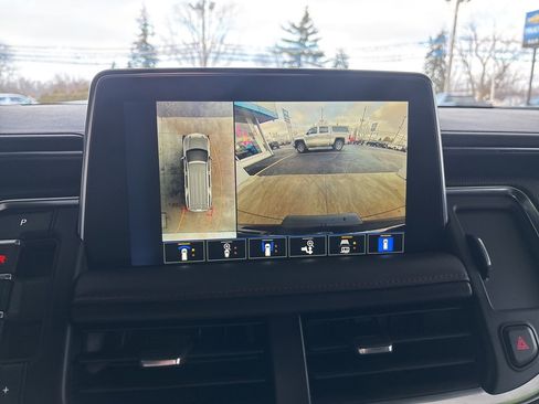 Used 2024 Chevrolet Tahoe RST w/ RST Performance Edition image 17