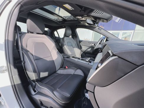 Certified 2024 Volvo S60 B5 Plus w/ Climate Package image 27