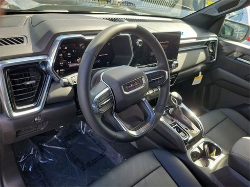 New 2026 GMC Canyon Elevation w/ Convenience Package image 13