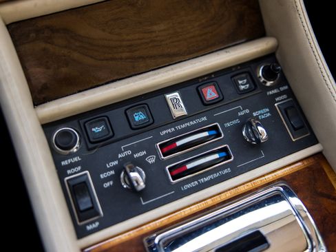 Used 1991 Rolls-Royce Corniche III image 24