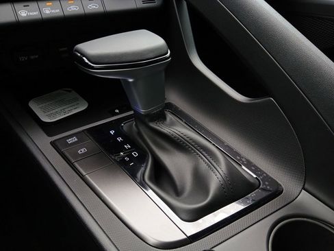 New 2026 Hyundai Elantra Sport FWD image 17