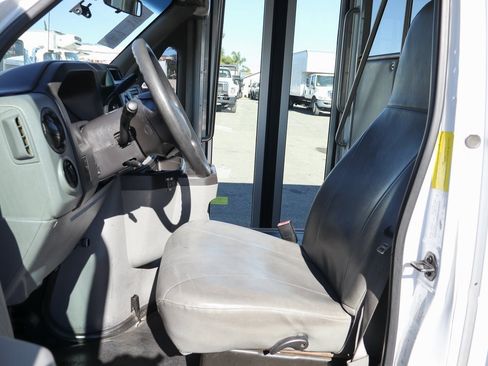 Used 2014 Ford E-450 and Econoline 450 Super Duty w/ Shuttle Bus Prep Package image 18